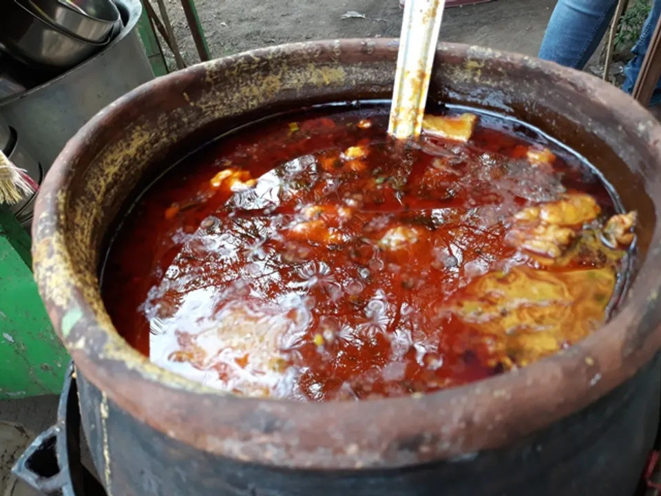  Savour authentic 'mati handi mutton' at these places in Odisha Capital