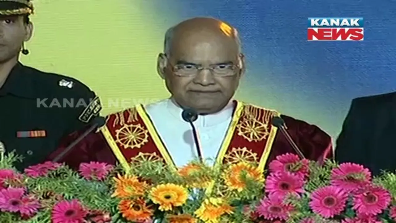  IITians should aspire to achieve best for society: President