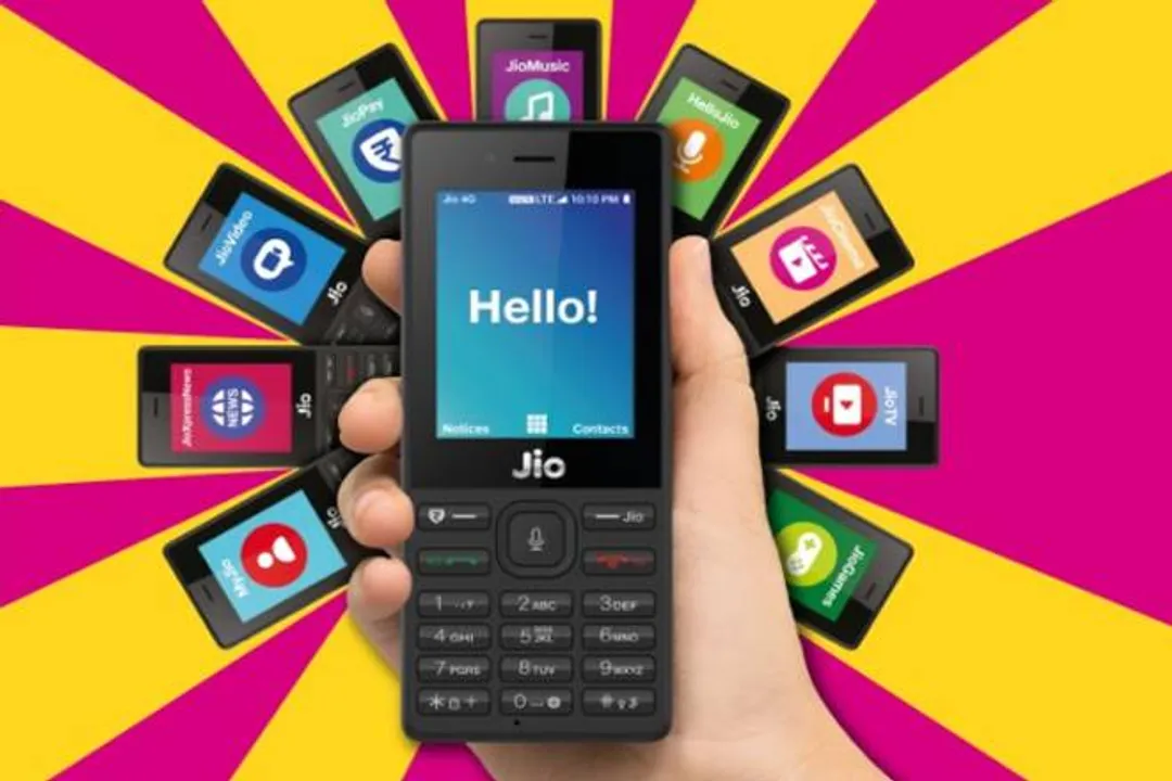  Reliance JioPhones likely to get WhatsApp soon