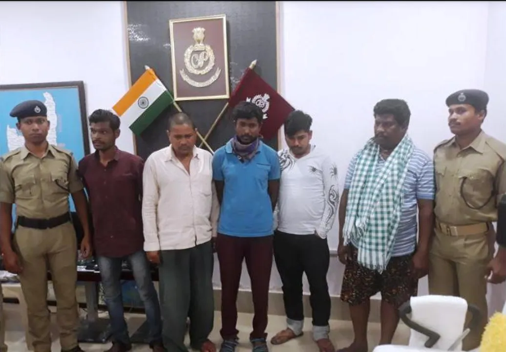  Fake note racket busted in Odisha, five arrested