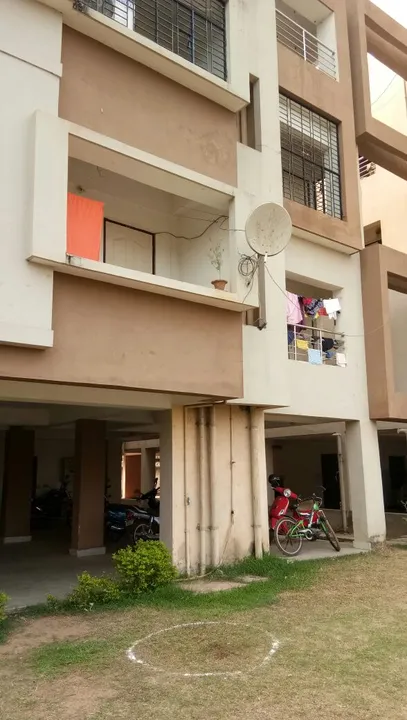  Woman falls to her death from third floor of apartment in Odisha capital