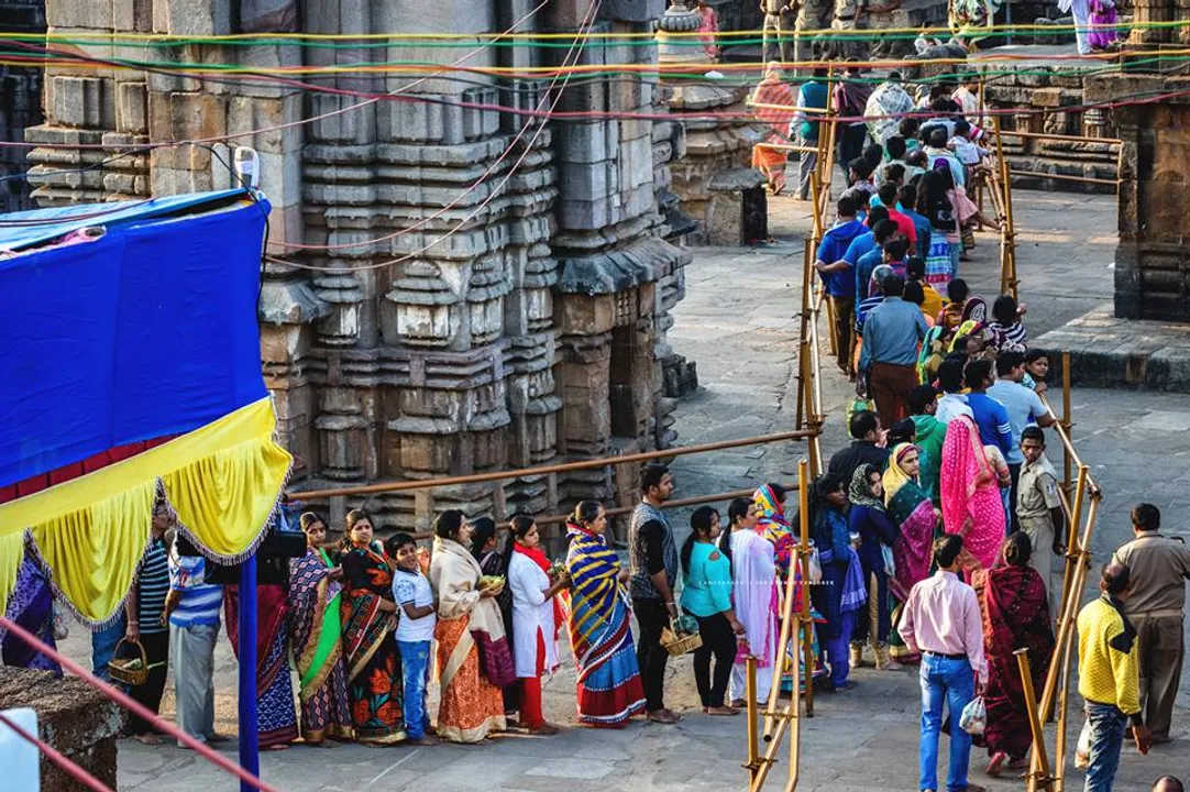  Devotees waiting in queue on Mahashivratri
Picture courtesy: Facebook/ The Incredible Old Town 