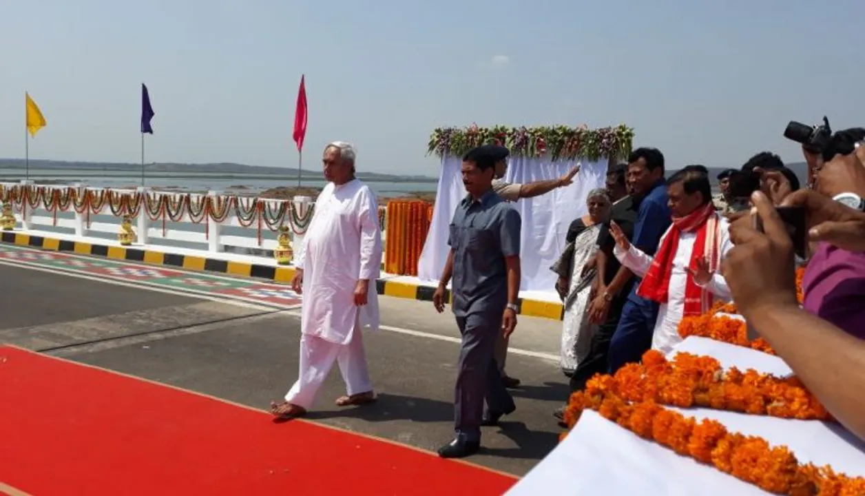  Odisha CM inaugurates 'Ib Setu' in Sambalpur