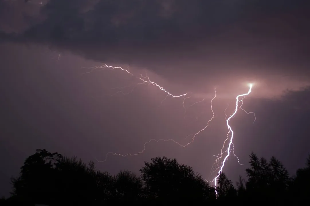  Odisha: Woman killed in lightning strike while working in field