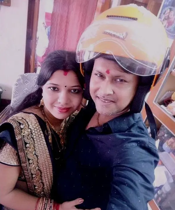  Ollywood actor Sritam’s wife gifts him helmet. Know why