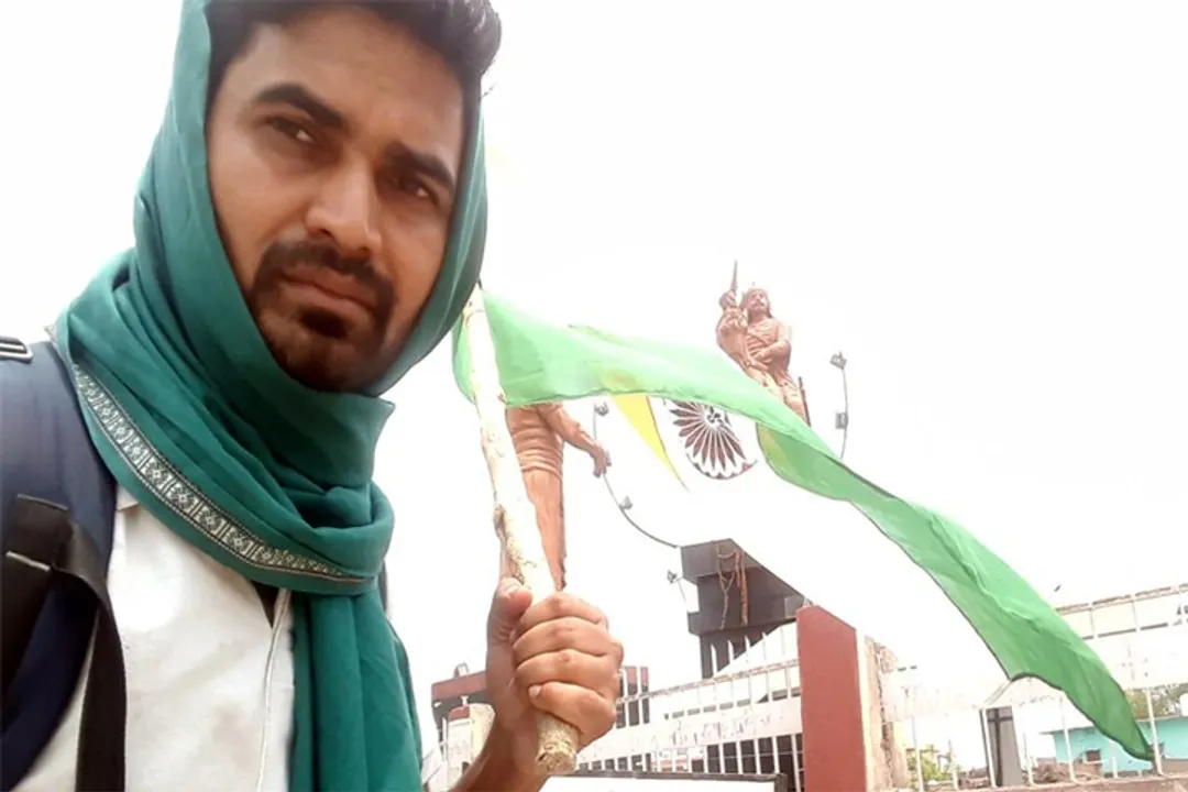  Odisha youth, who walked 1350 km to meet PM Modi, to sit on dharna in Delhi