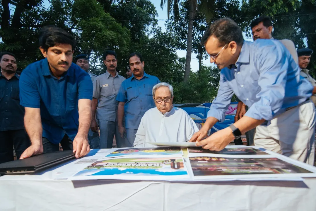  Odisha CM visits site to take stock of Smart Janpath project