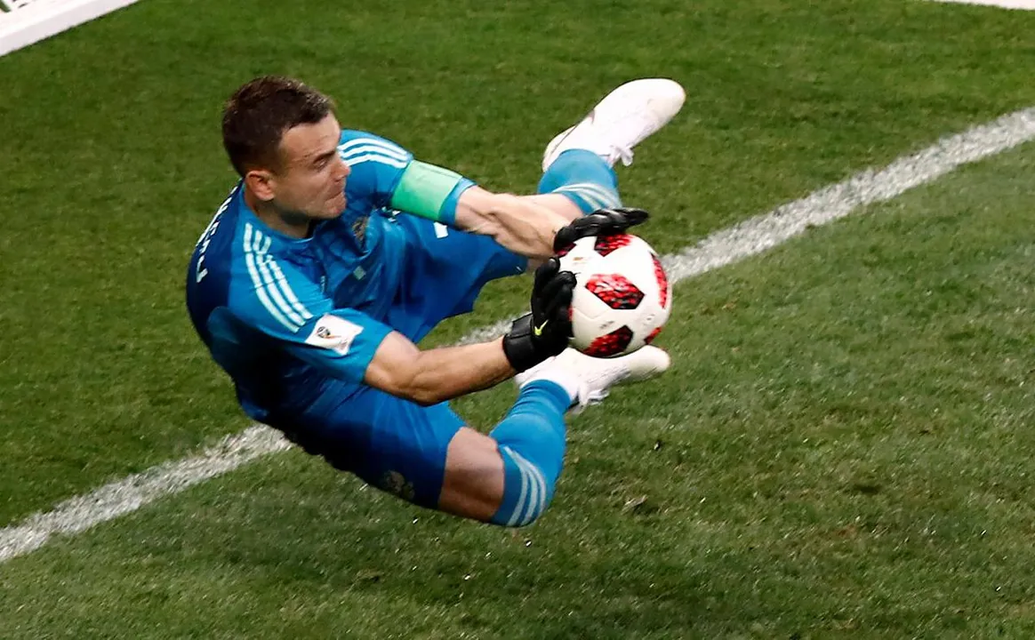  World Cup: Russia edge out Spain to enter QF