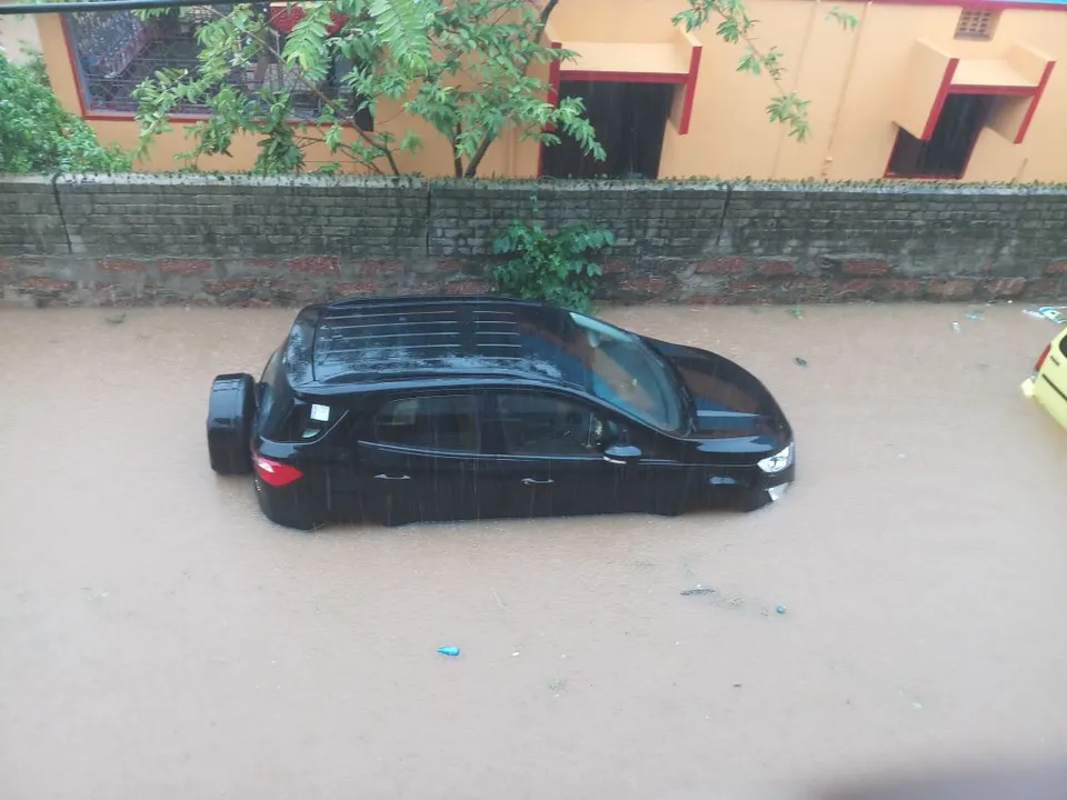  Civic body of Odisha capital wakes up after drain water enters houses