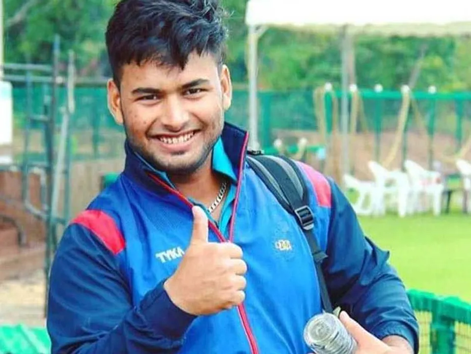  Pant gets maiden call; Shami back for first 3 England Tests
