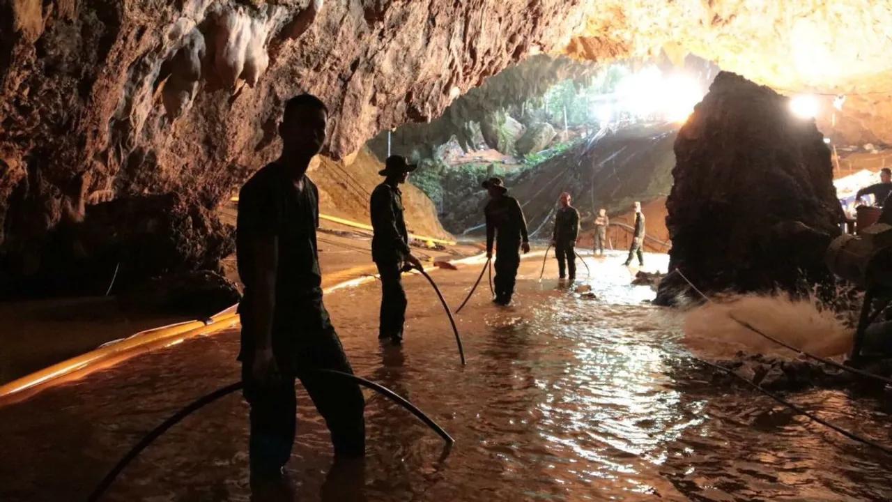  All 12 boys, football coach rescued from flooded Thailand cave