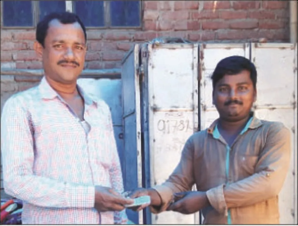  Honesty exists as laundry man returns lost money in Odisha