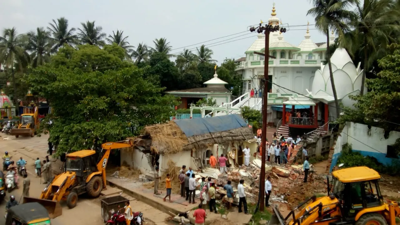  Illegal encroachments in front of ISKCON temple demolished in Odisha capital