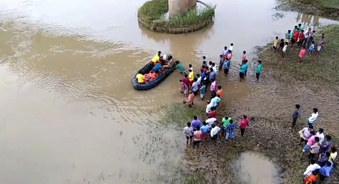  Trucks falls off bridge into river in Odisha's Paradip; two missing