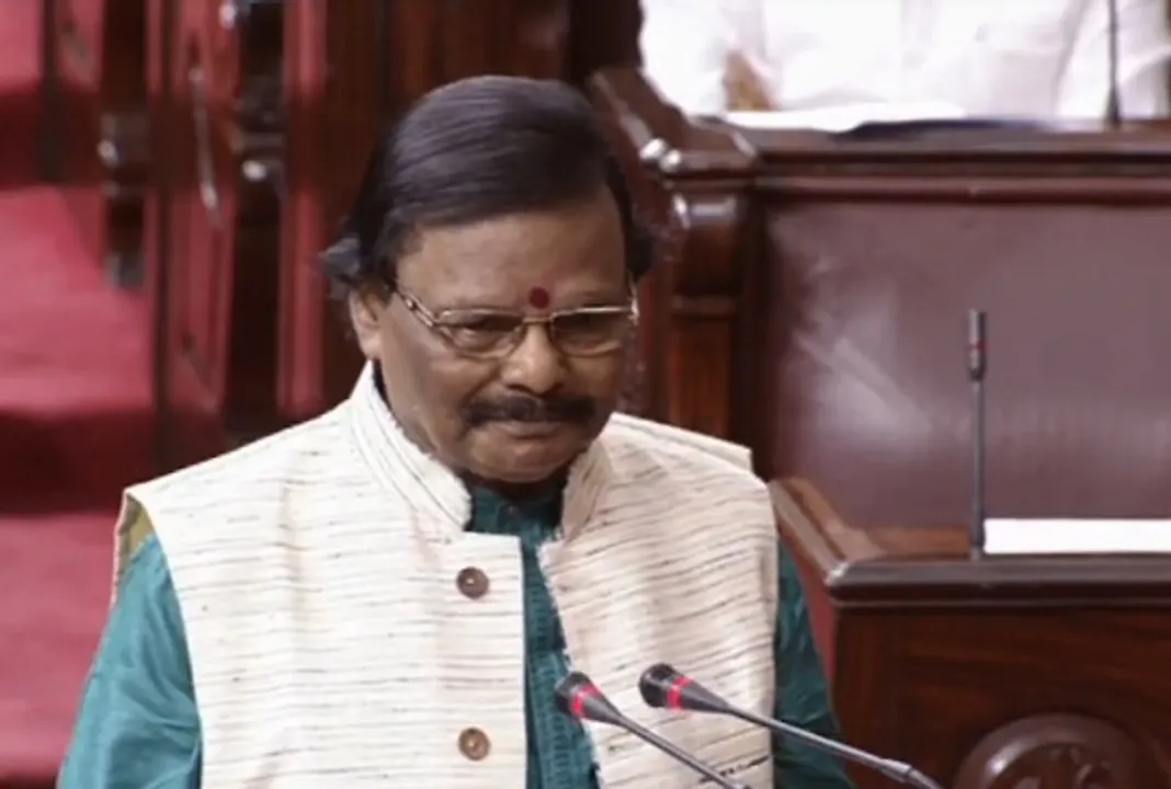  Odisha sculptor Raghunath Mohapatra takes oath as RS member
