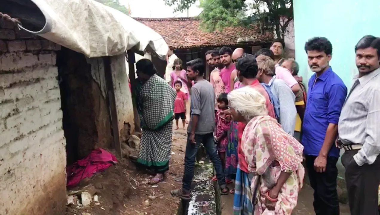 Two minor girls killed, mother critical in wall collapse in Rourkela  