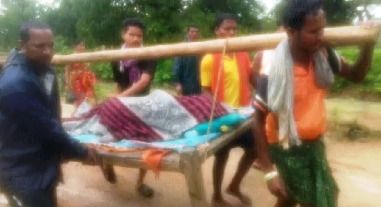  Odisha: Ailing woman dies as poor road hurdles arrival of ambulance