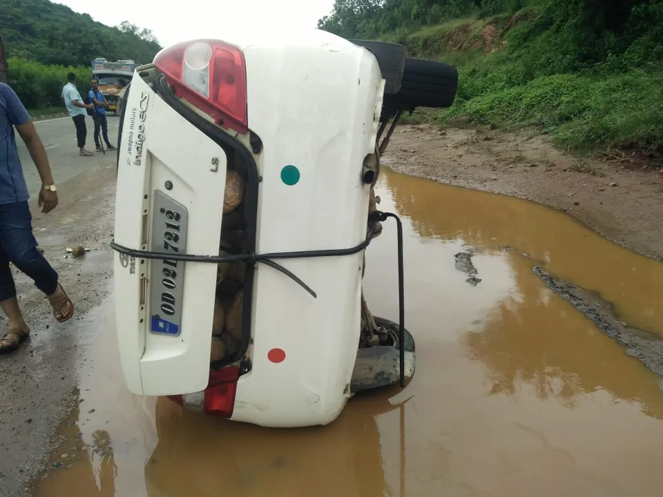  98 kg ganja seized as car overturns in Khorda