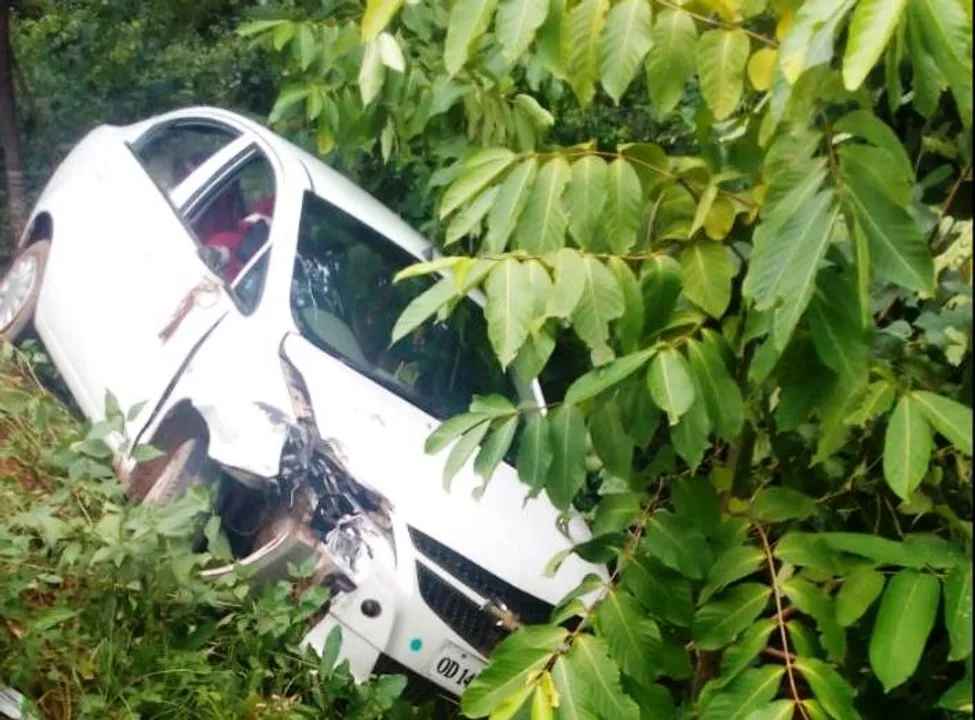  One killed, another injured as car hits bike in Dhenkanal  