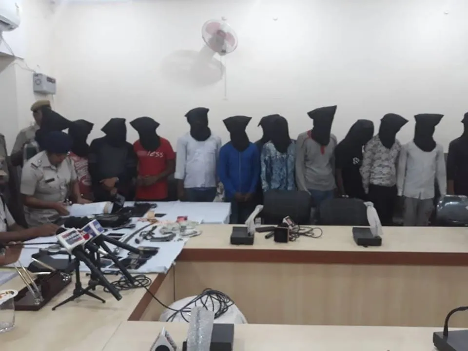  Odisha cops nab dacoit gang, seize arms