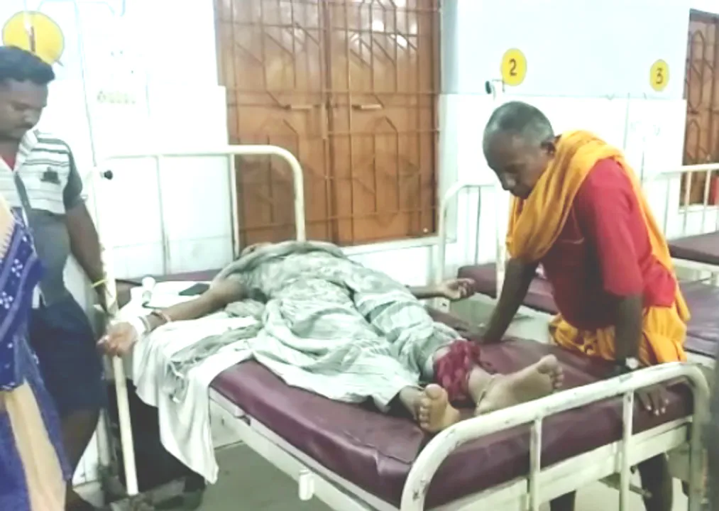  Superstition! Sorcerer recites mantras to save woman cop from snakebite