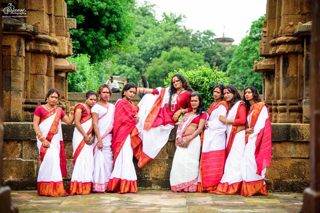  The iconic photoshoot of photographer Boon Patnaik featuring Meera Parida and a few of her community
Picture courtesy: Facebook/ Boon Patnaik 