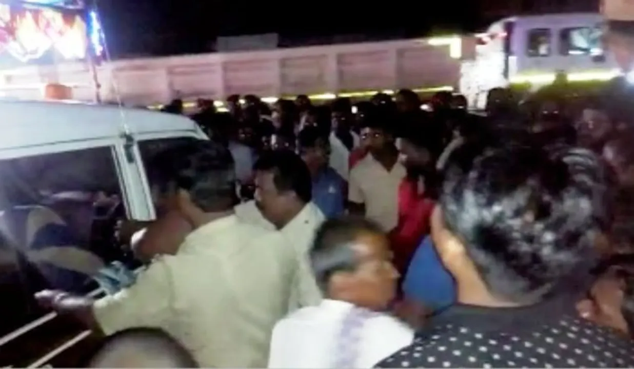  Watch: Woman cop beaten up during Ganesh idol immersion in Odisha