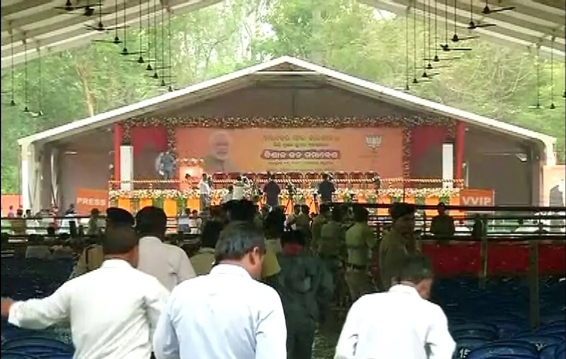  Modi lays foundation stone for fertilizer plant in Talcher