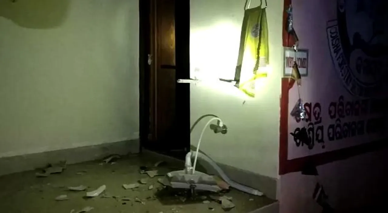  Odisha: Forest Range office ransacked over man's death in jumbo attack
