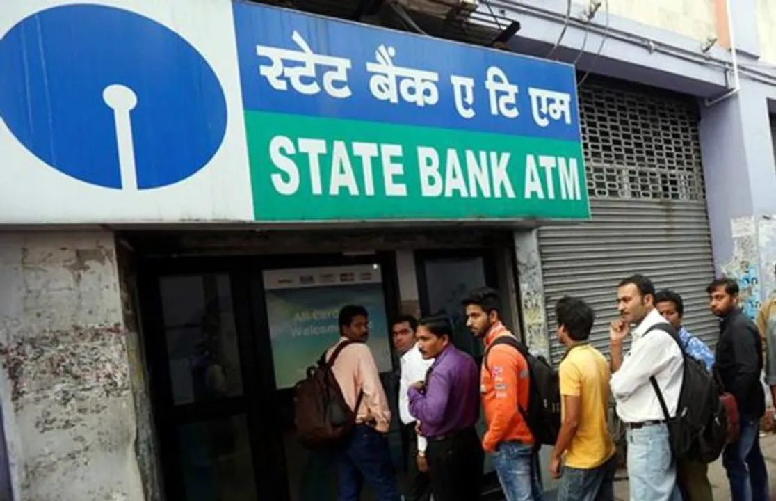  SBI ATM card holders! Daily cash withdrawal limit reduced; details here  