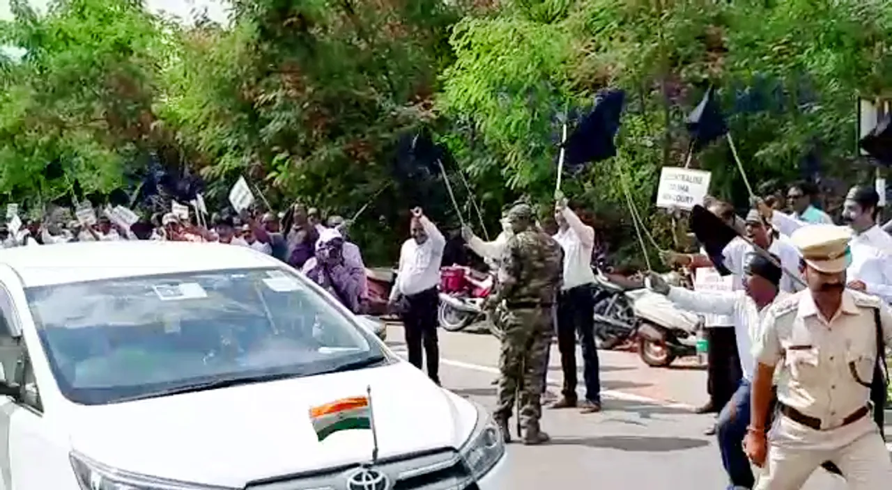  Demand for HC Bench in W Odisha: Minister shown black flags at Burla