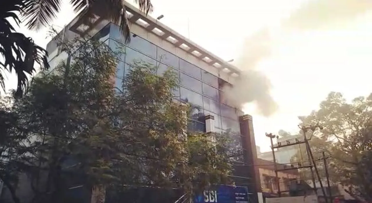  Fire breaks out at bank in Odisha capital; documents gutted