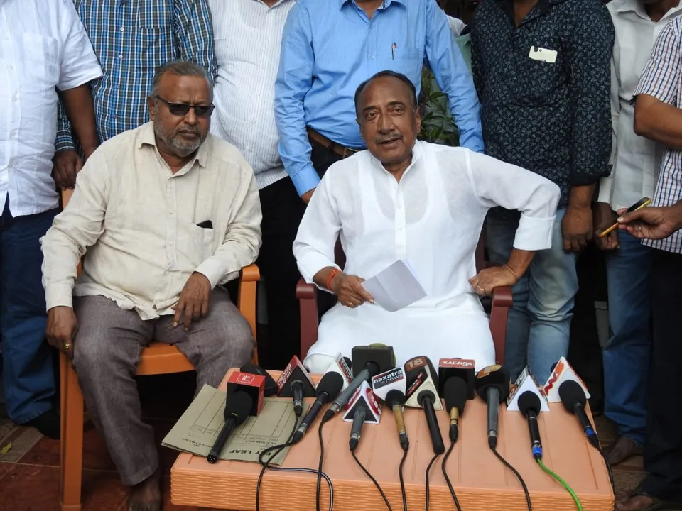  Bijoy Mohapatra weighing options; BJP trying to woo him back