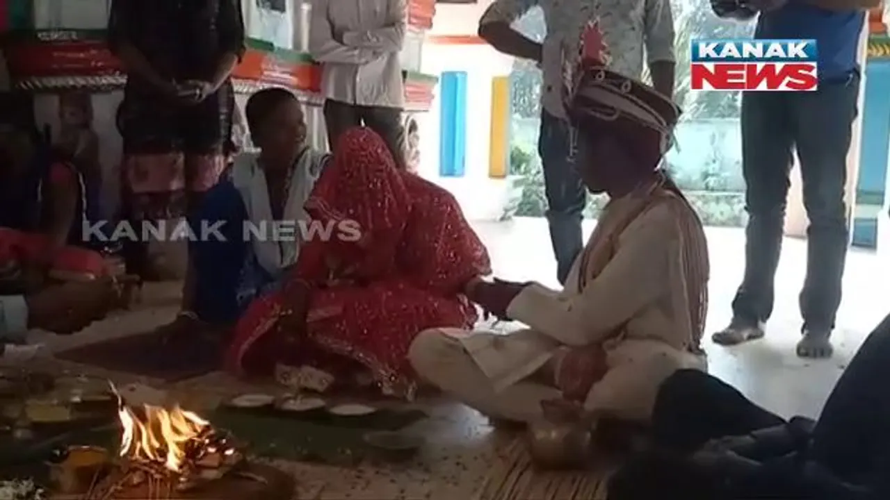  Surrendered woman Maoist Jyoti ties the knot in Odisha
