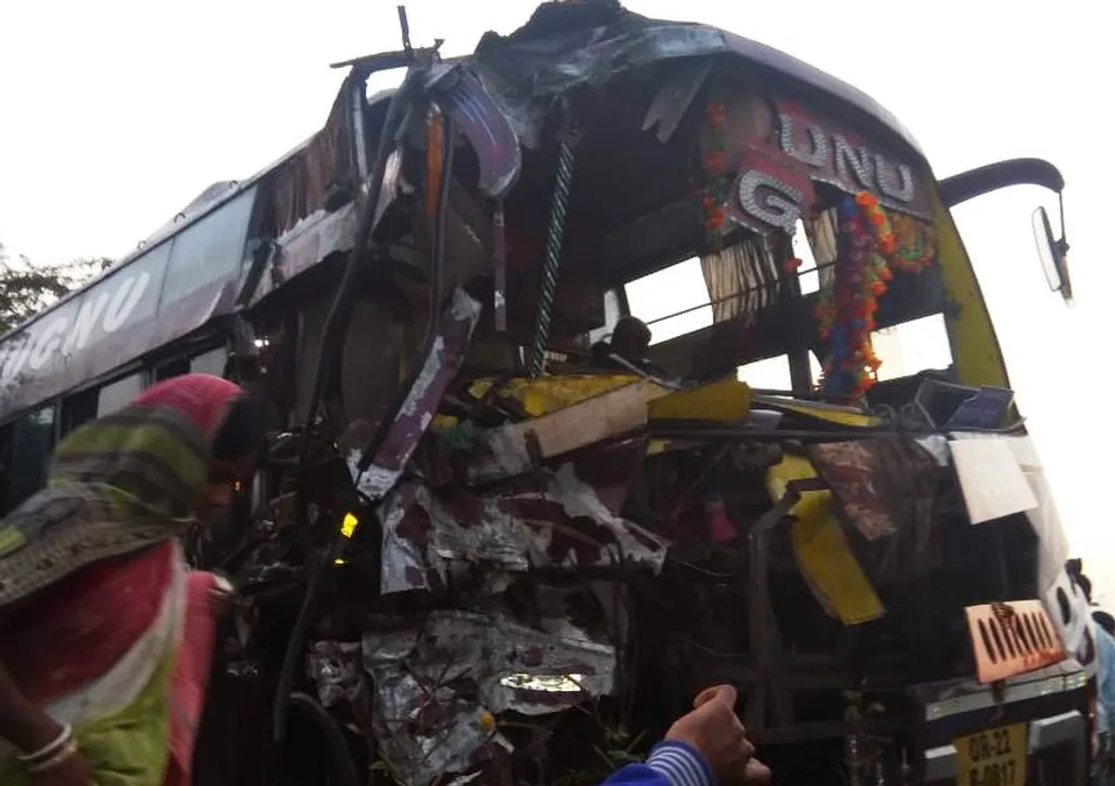  2 killed, 27 injured in road mishaps in Odisha