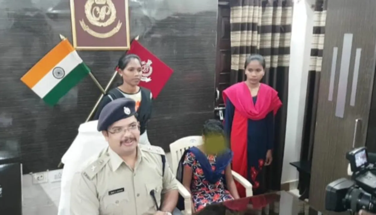  Woman Maoist surrenders before Odisha police. Here's why