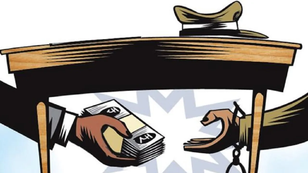  Odisha cop caught red-handed while taking Rs 50K bribe