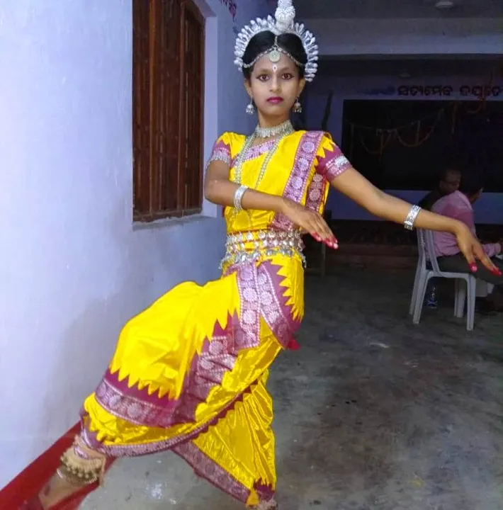  Odisha: College girl ends life after fight with sister over clothes  