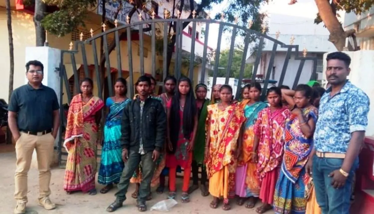  17 Odia women labourers rescued after being held captive in Telangana