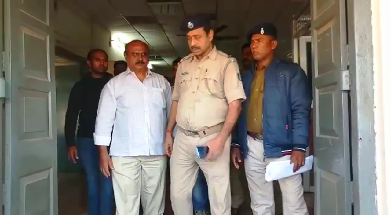  Hi-Tech medical official arrested for duping student of Rs 5 lakh