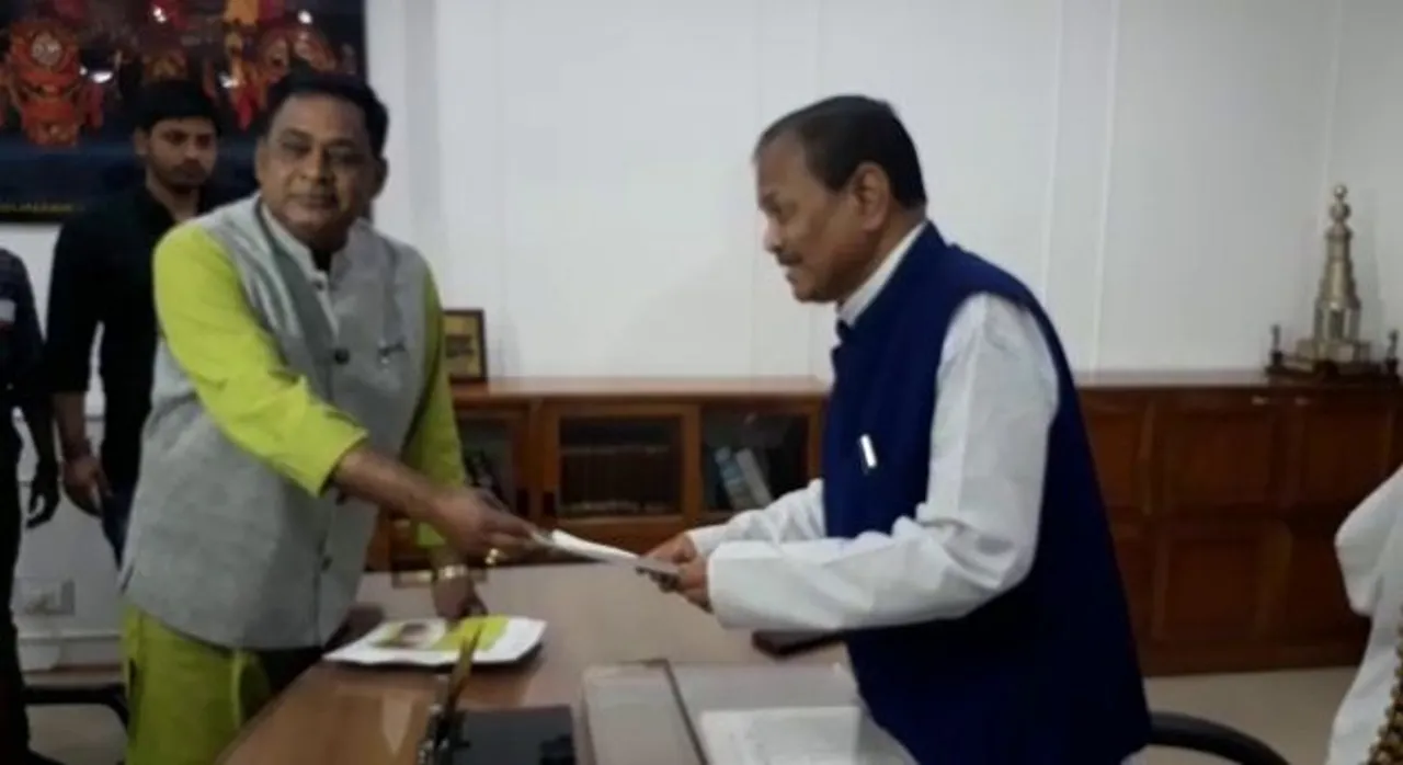  After joining BJD, Naba Das resigns as MLA