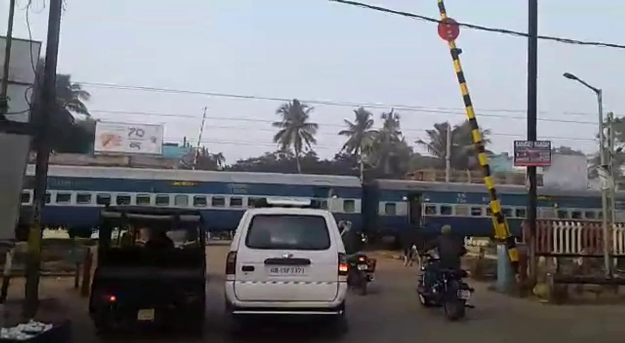  Train passing at open level crossing in Odisha: Two Railways staff suspended