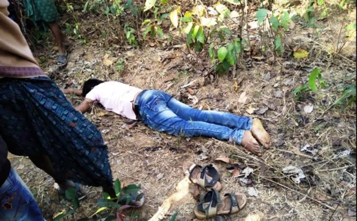  Odisha: Youth found dead on roadside; murder suspected   