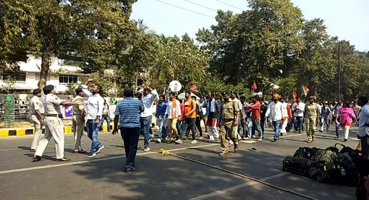  BJYM activists hurl eggs at cops during Odisha Assembly gherao attempt