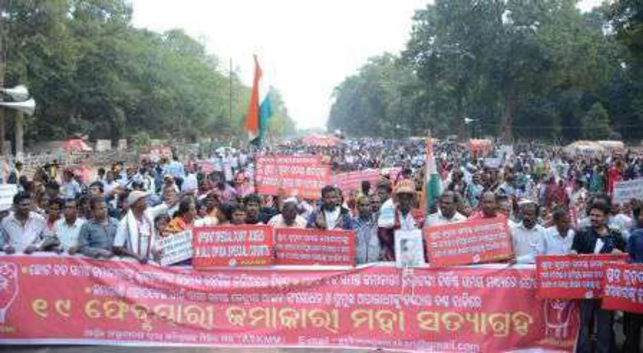  Odisha: Agitating chit fund investors postpone stir
