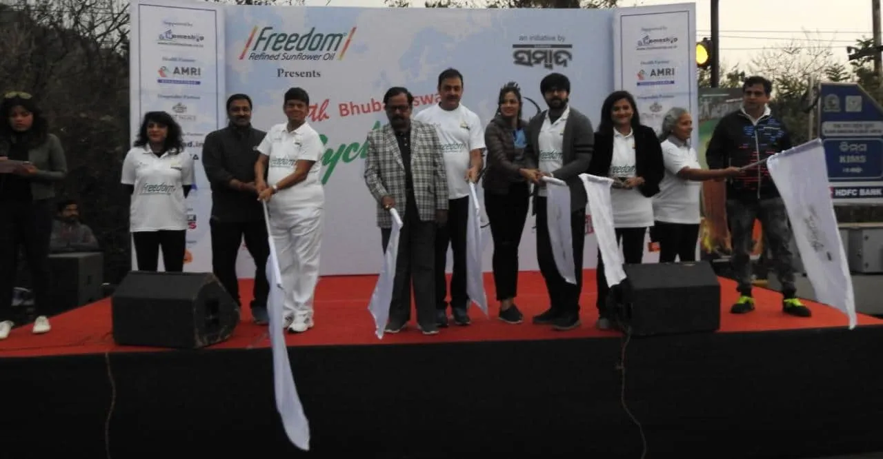  Bhubaneswar Cyclothon: Despite rain, hundreds pedal on streets
