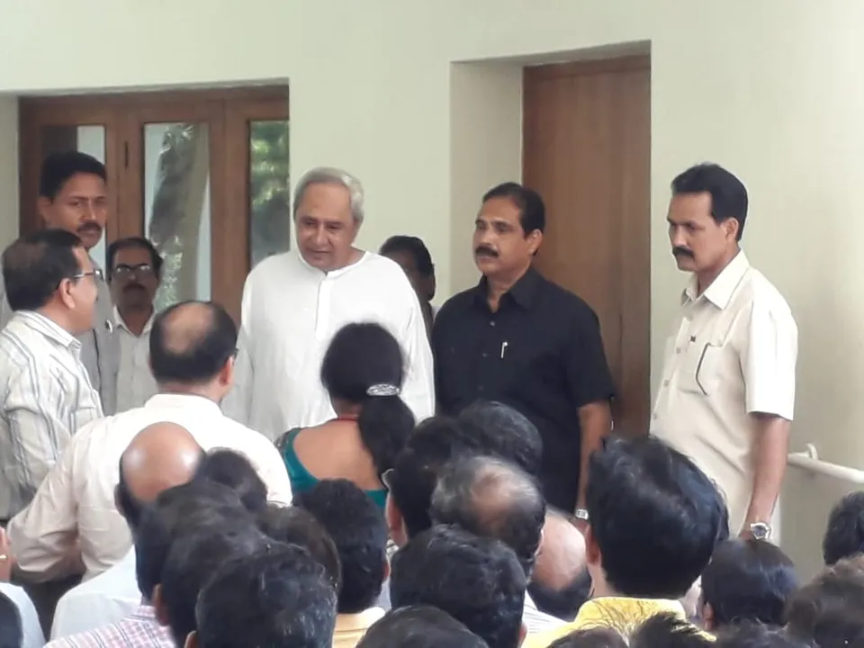  Lecturers urge Odisha CM to extend retirement age
