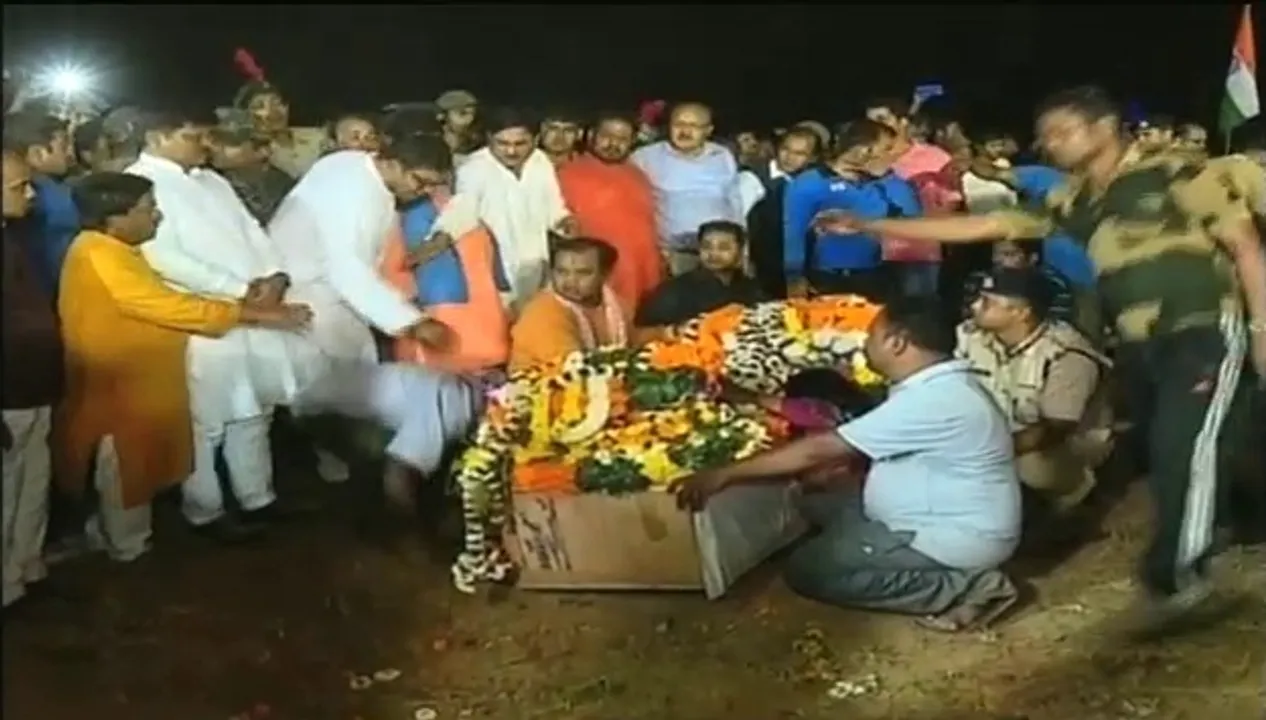  Odisha MLA under fire for shoving Pulwama martyr’s kin