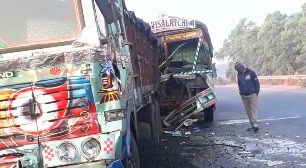  Odisha: One dead, 2 critical in series truck crash  