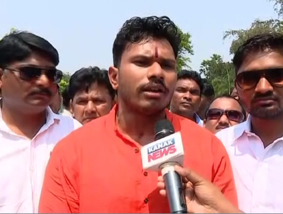  Odisha BJP chief's nephew joins BJD